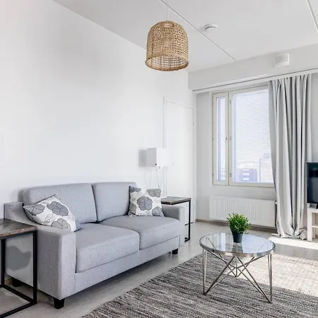 شقة Apartment, Sleepwell, Tikkurila With Private Sauna, 70m2 1-7 Pers *