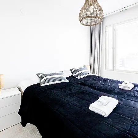 Apartment, Sleepwell, Tikkurila With Private Sauna, 70m2 1-7 Pers