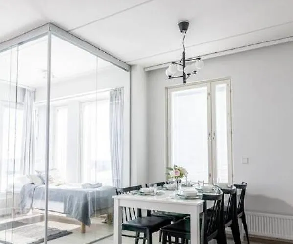 شقة Apartment, Sleepwell, Tikkurila With Private Sauna, 70m2 1-7 Pers