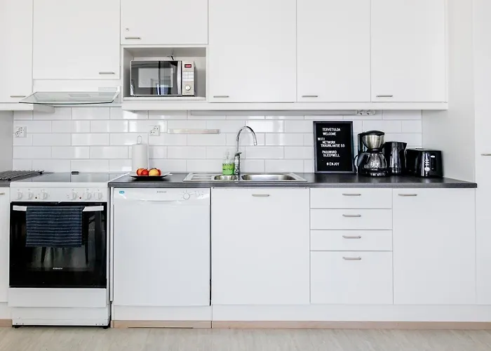 Apartment, Sleepwell, Tikkurila With Private Sauna, 70m2 1-7 Pers شقة فانتا